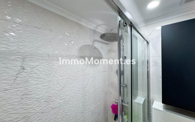 Resale - Apartment - Torrevieja - Torrevieja Centro