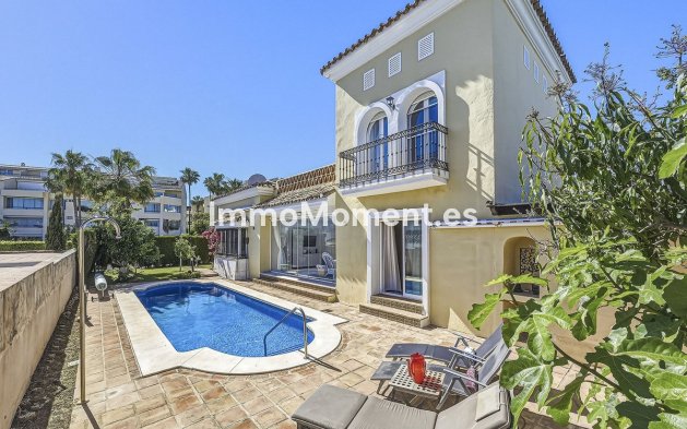Wiederverkauf - Freistehende Villa - Marbella - Bahía de Marbella