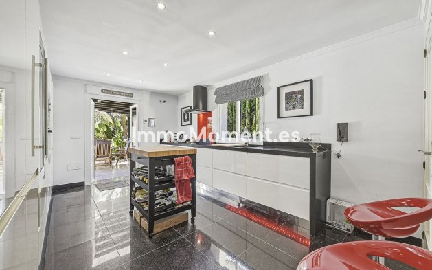 Wiederverkauf - Freistehende Villa - Marbella - Bahía de Marbella