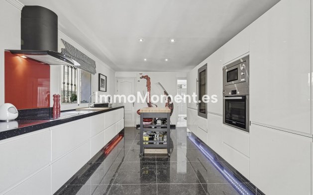 Wiederverkauf - Freistehende Villa - Marbella - Bahía de Marbella
