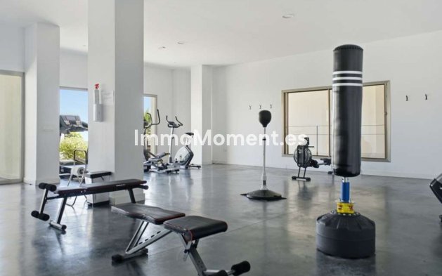 Revente - Appartement - Estepona  - Estepona Centro