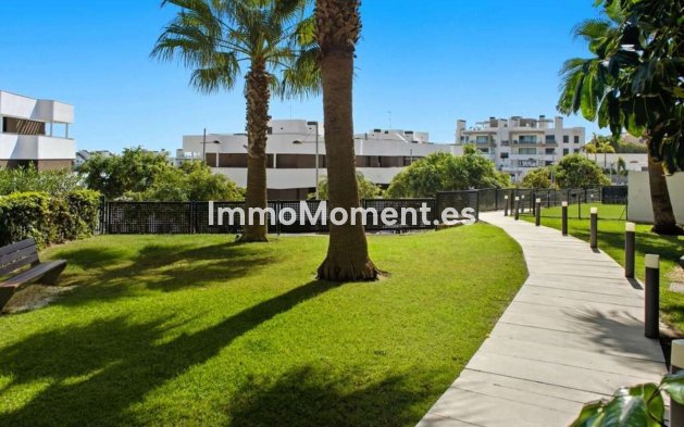 Revente - Appartement - Estepona  - Estepona Centro