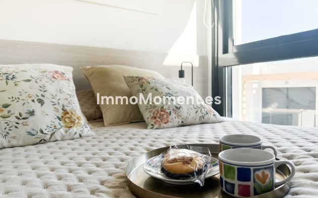 Resale - Apartment - Orihuela - Villamartín