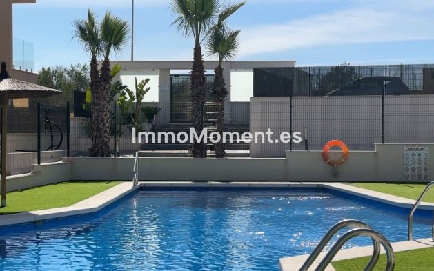 Resale - Apartment - Orihuela - Villamartín