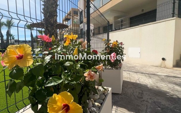 Resale - Apartment - Orihuela - Villamartín