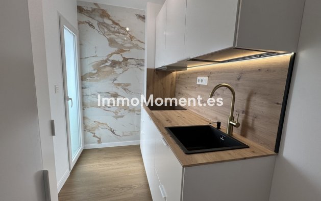 Resale - Apartment - Orihuela - Orihuela Costa