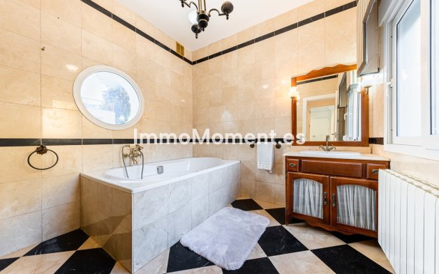 Wiederverkauf - Freistehende Villa - Orihuela - Dehesa de campoamor