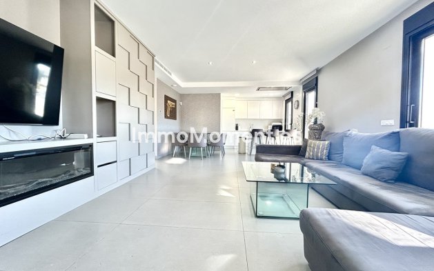 Resale - Detached villa - Orihuela - Los Balcones - Los Altos del Edén