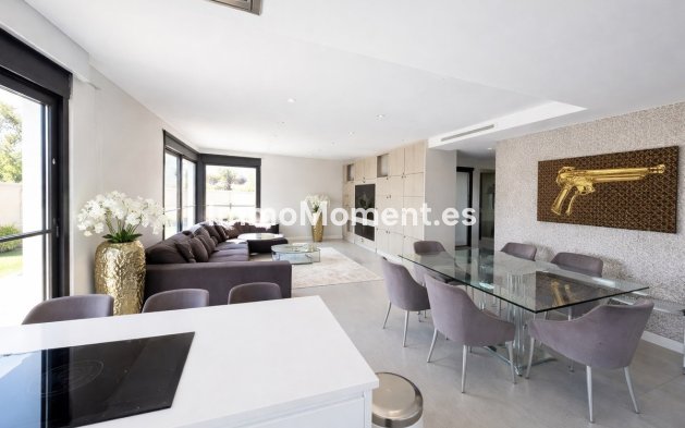 Resale - Detached villa - Orihuela - Los Balcones - Los Altos del Edén