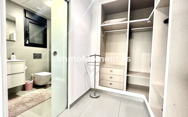 Resale - Detached villa - Orihuela - Los Balcones - Los Altos del Edén