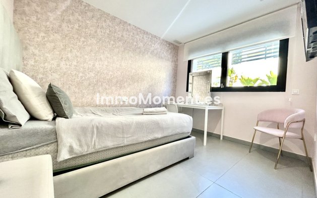 Resale - Detached villa - Orihuela - Los Balcones - Los Altos del Edén