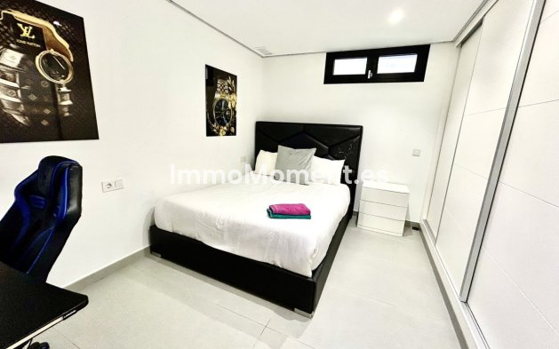 Resale - Detached villa - Orihuela - Los Balcones - Los Altos del Edén