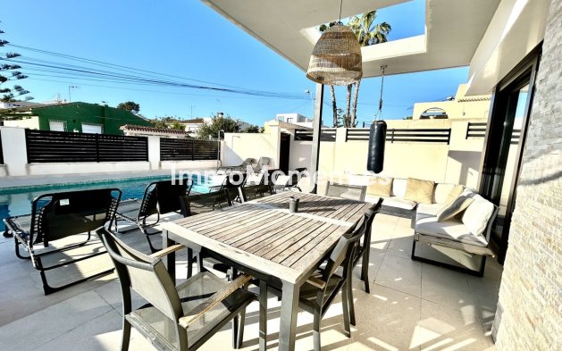 Resale - Detached villa - Orihuela - Los Balcones - Los Altos del Edén