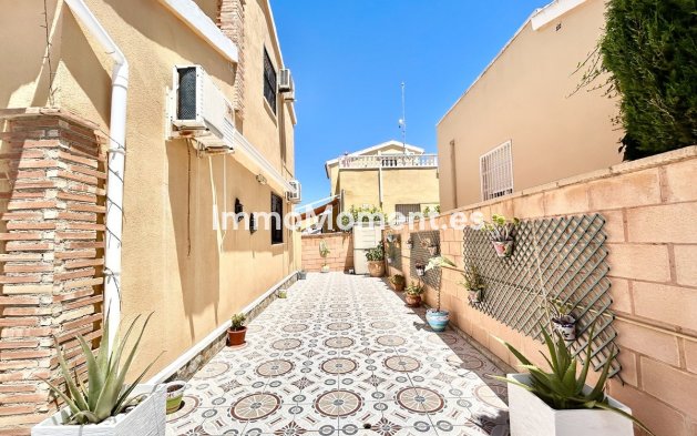 Wiederverkauf - Freistehende Villa - Orihuela - Los Altos