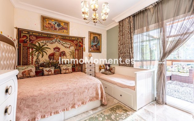 Wiederverkauf - Wohnung - Marbella - Nueva Andalucía