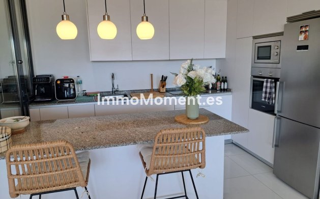 Resale - Apartment - Benahavís - Benahavís Centro