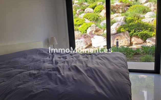 Resale - Apartment - Benahavís - Benahavís Centro
