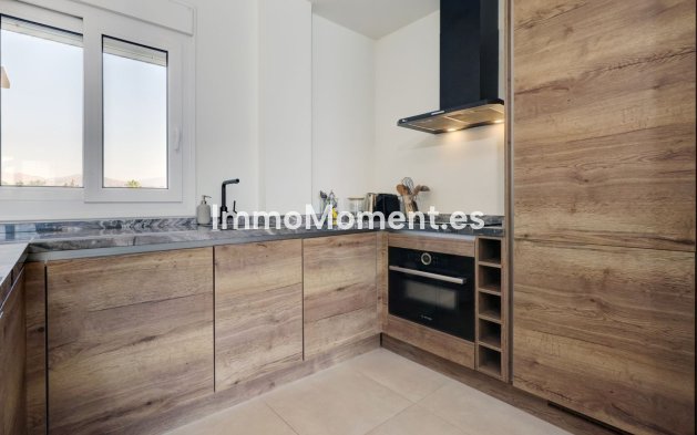 Reventa - Apartamento - Estepona  - Estepona Centro