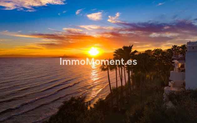 Reventa - Apartamento - Estepona  - Estepona Centro