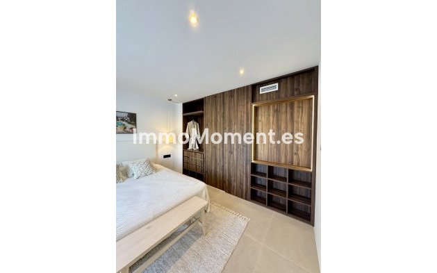 Resale - Apartment - Benahavís - La Quinta