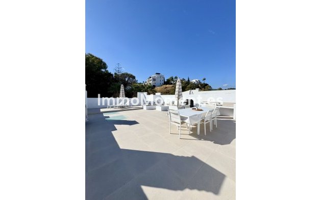 Resale - Apartment - Benahavís - La Quinta
