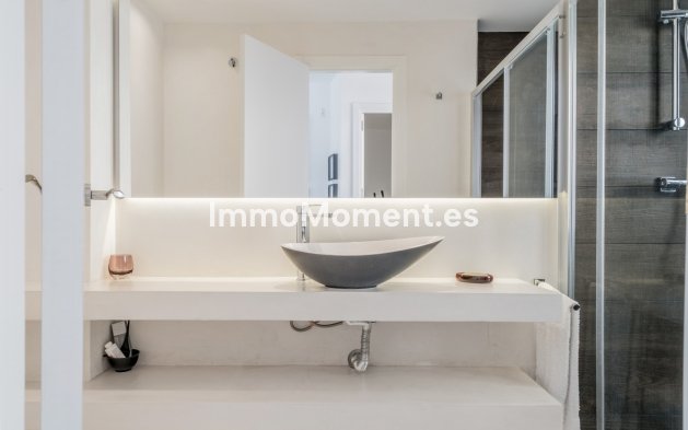 Resale - Apartment - Marbella - Puerto de Cabopino