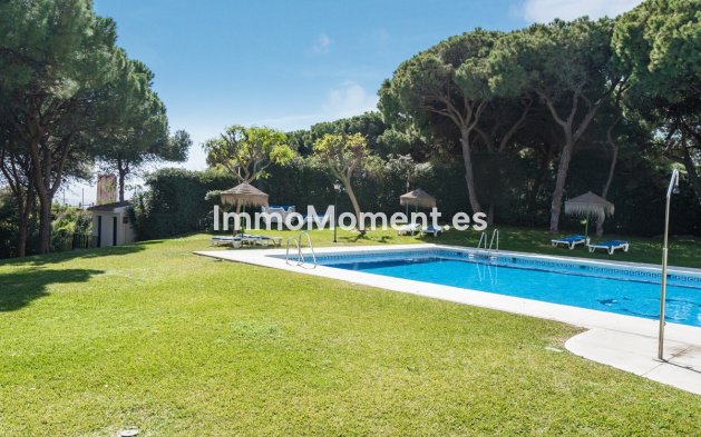 Resale - Apartment - Marbella - Puerto de Cabopino