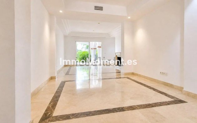 Resale - Apartment - Marbella - Nagüeles