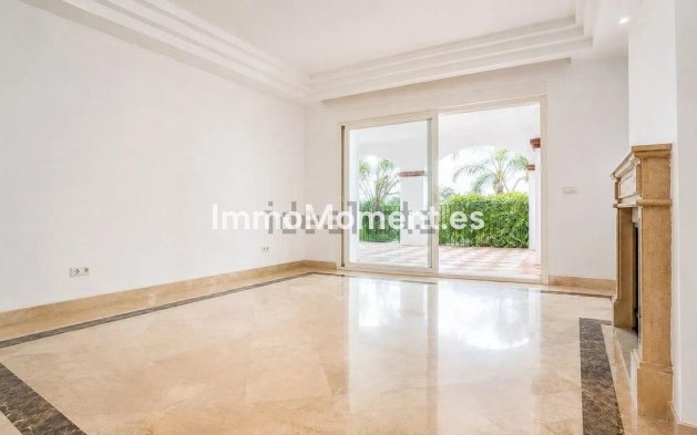 Resale - Apartment - Marbella - Nagüeles