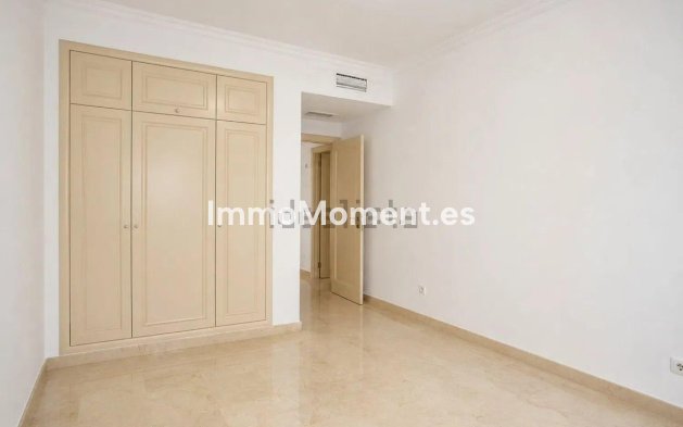 Resale - Apartment - Marbella - Nagüeles