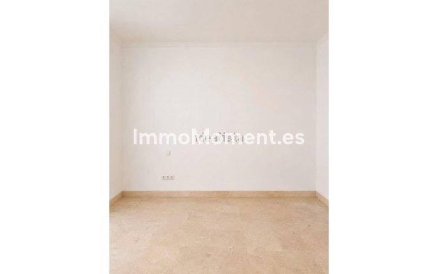 Resale - Apartment - Marbella - Nagüeles