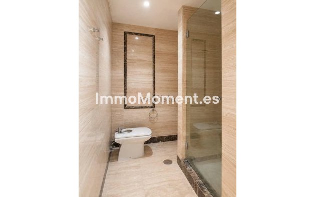 Resale - Apartment - Marbella - Nagüeles