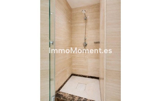 Resale - Apartment - Marbella - Nagüeles