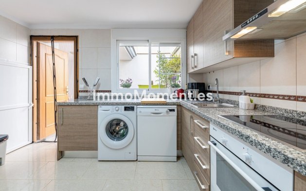 Resale - Townhouse - Inland  - Coín