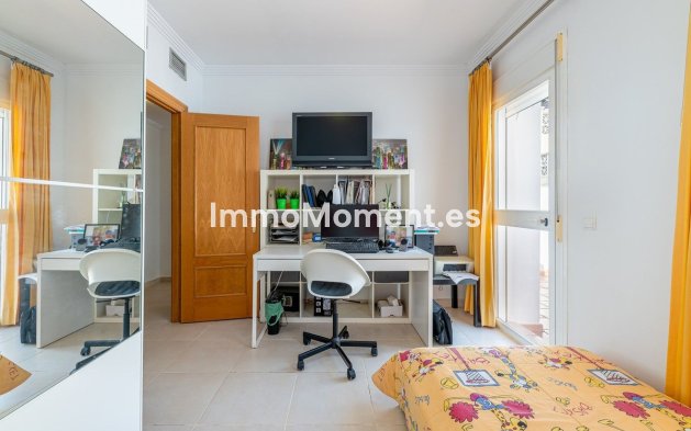 Resale - Townhouse - Inland  - Coín