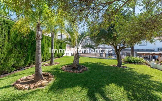 Resale - Townhouse - Inland  - Coín
