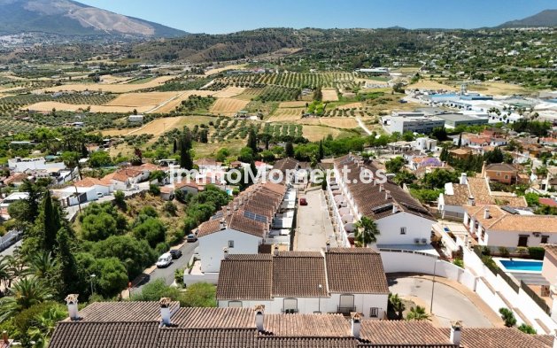 Resale - Townhouse - Inland  - Coín