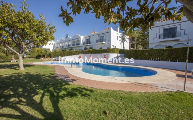 Resale - Detached villa - Marbella - Nueva Andalucía