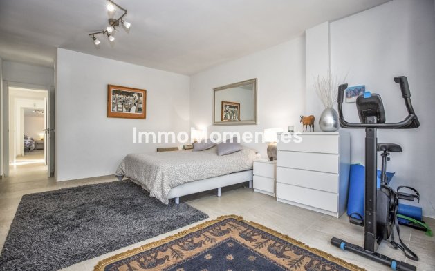 Resale - Detached villa - Marbella - Nueva Andalucía