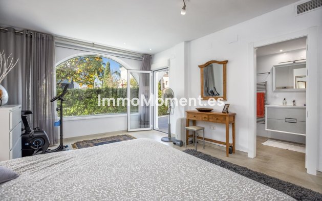 Resale - Detached villa - Marbella - Nueva Andalucía