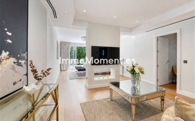 Reventa - Villa independiente - Benahavís - Benahavís Centro