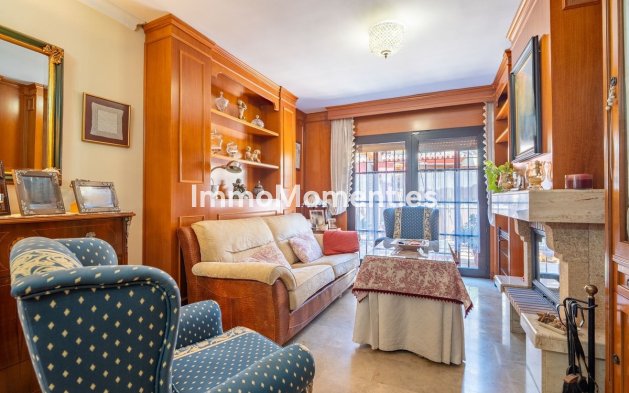 Resale - Detached villa - Inland  - Churriana
