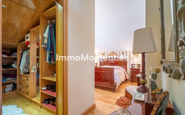 Resale - Detached villa - Inland  - Churriana