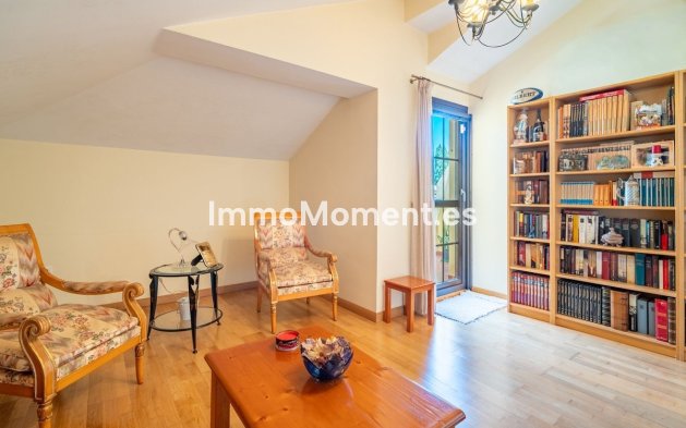 Resale - Detached villa - Inland  - Churriana
