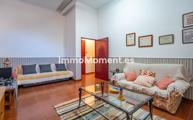 Resale - Detached villa - Inland  - Churriana