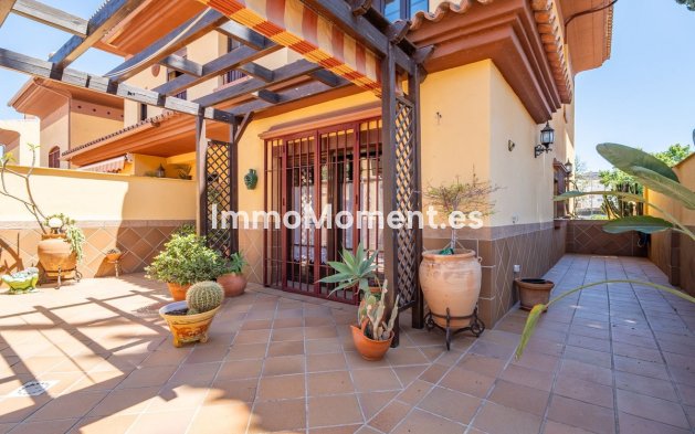 Resale - Detached villa - Inland  - Churriana