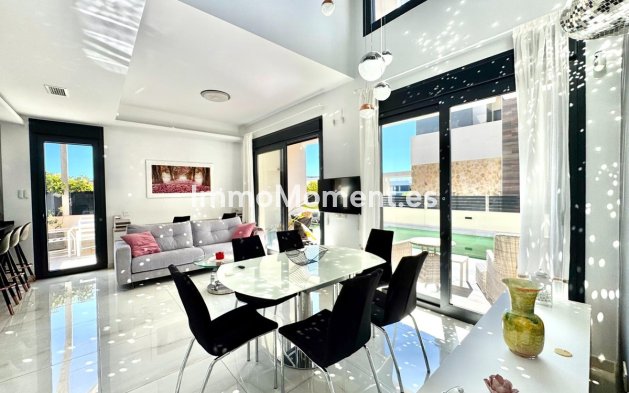 Wiederverkauf - Freistehende Villa - Orihuela - Cabo roig - La Zenia