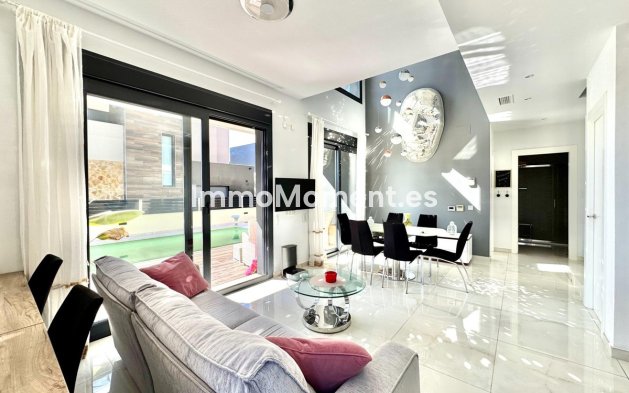 Wiederverkauf - Freistehende Villa - Orihuela - Cabo roig - La Zenia