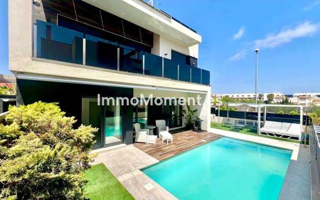 Wiederverkauf - Freistehende Villa - Orihuela - Cabo roig - La Zenia