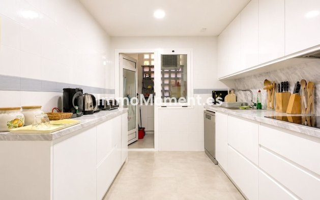 Wiederverkauf - Wohnung - Marbella - San Pedro de Alcántara